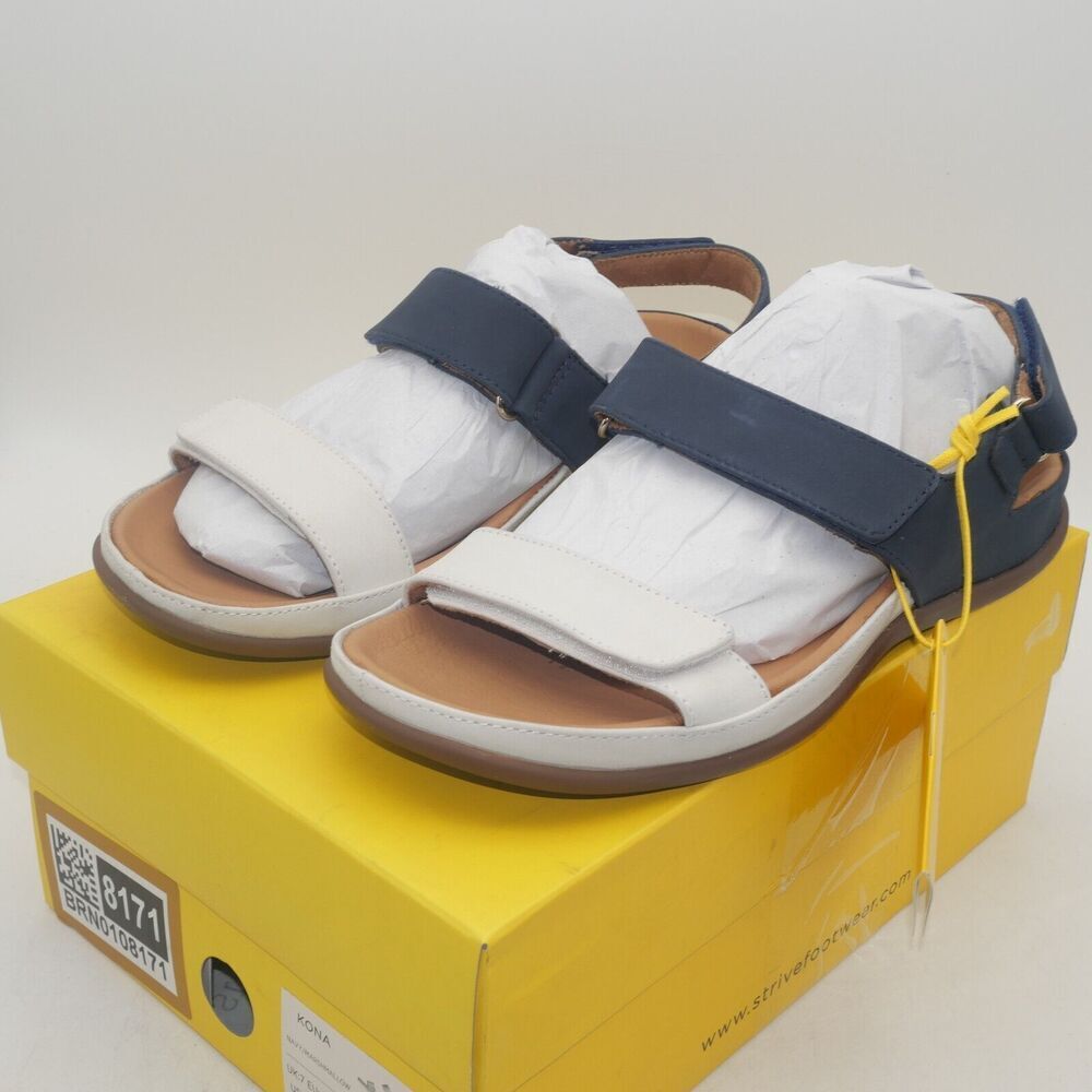 NEW Strive Kona Sandals Orthotic Women's 9.5 Straps Navy and Cream